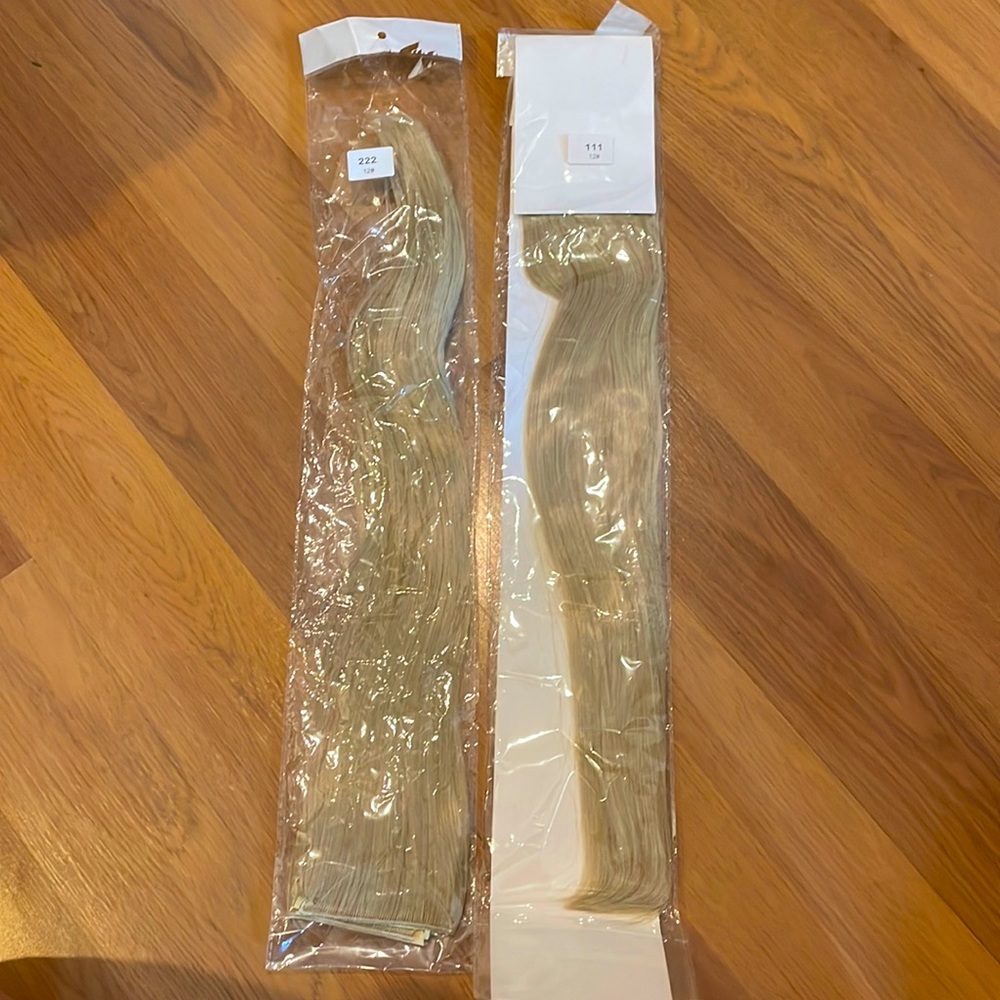 20 INCH light blonde halo extensions! New in package